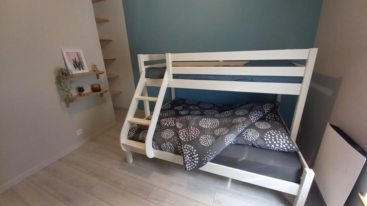 Maison au calme et avec le charme de la pierre, gite  le rêve doré Le Pellerin Exterior foto